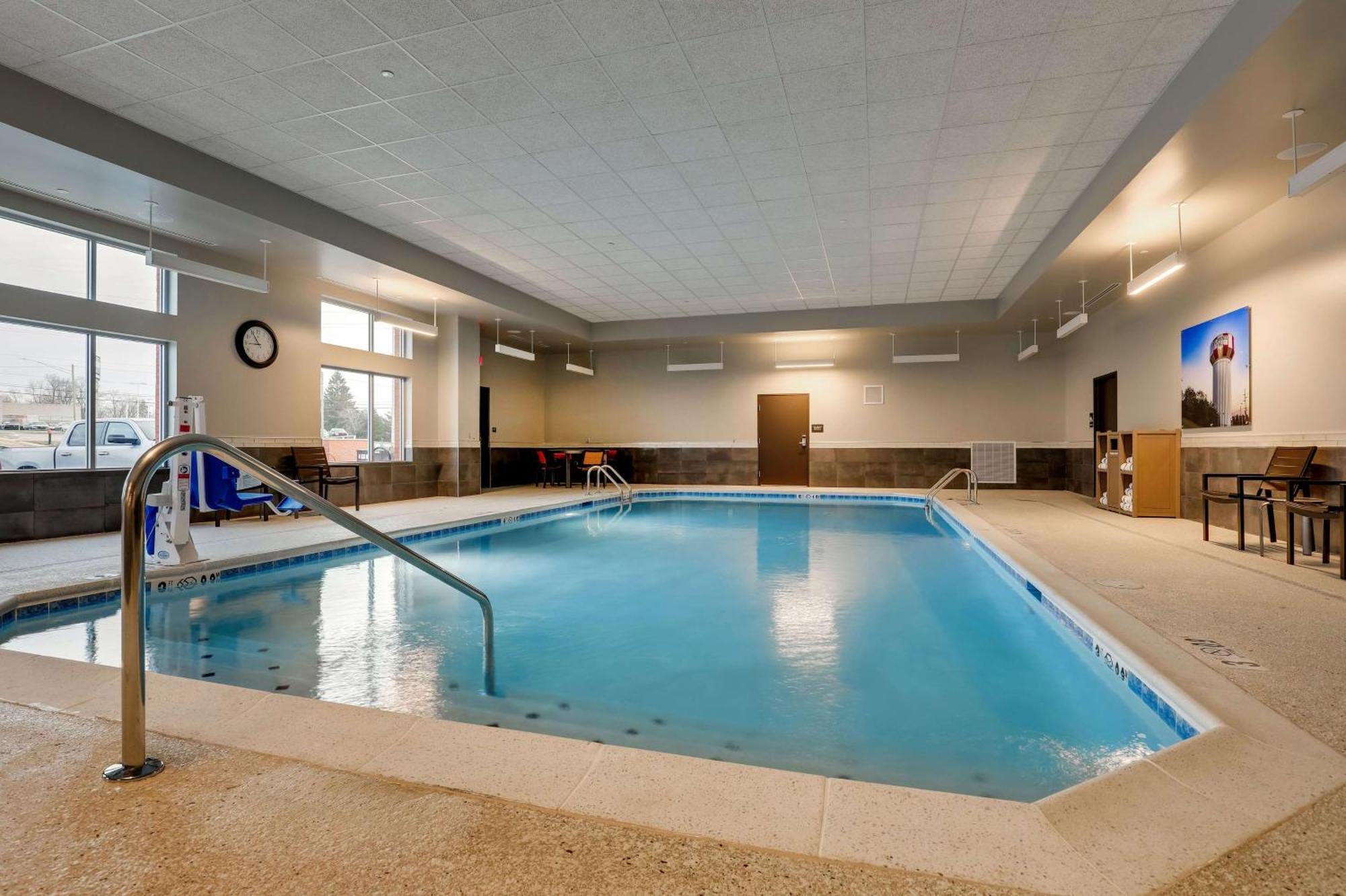 Drury Plaza Hotel Cincinnati フローレンス エクステリア 写真