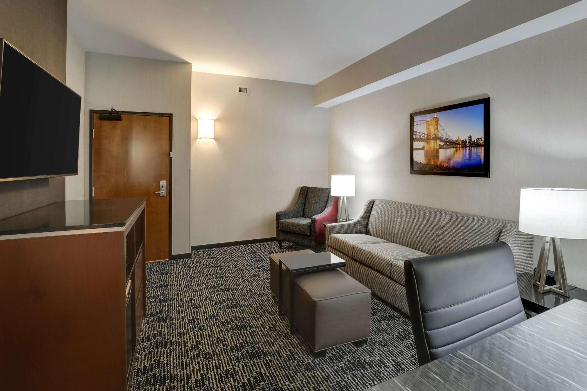 Drury Plaza Hotel Cincinnati フローレンス エクステリア 写真